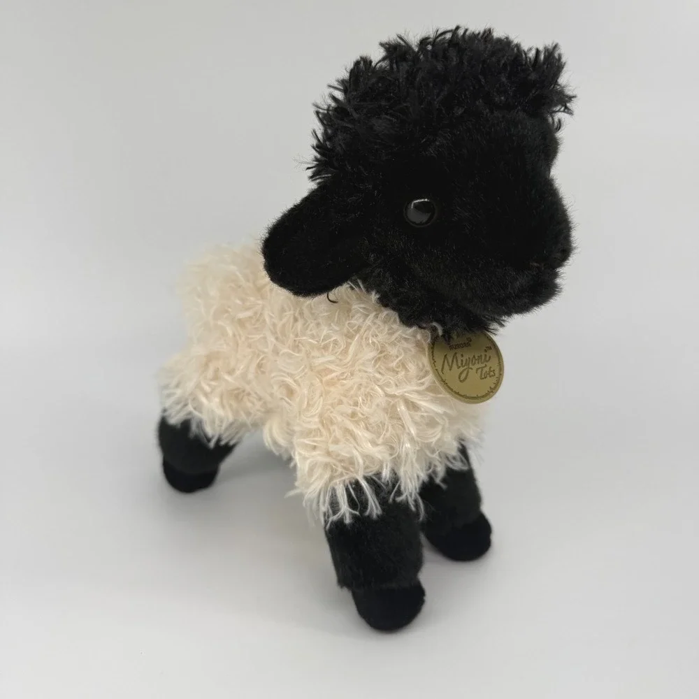 Aurora Miyoni Tots 8.5in Suffolk Lamb Plush Black Face Cream Fleece 26365